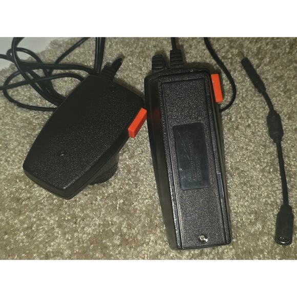 Atari 2600 Paddle Plug N Play 13-In-1 Dual 2 Player TV Game by Jakks (2004) - Picture 6 of 6